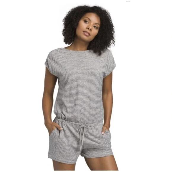 PrAna Womens Retrieve Romper Size Medium Gray Bone Stripe Hemp Organic Beach NWT - Picture 1 of 14